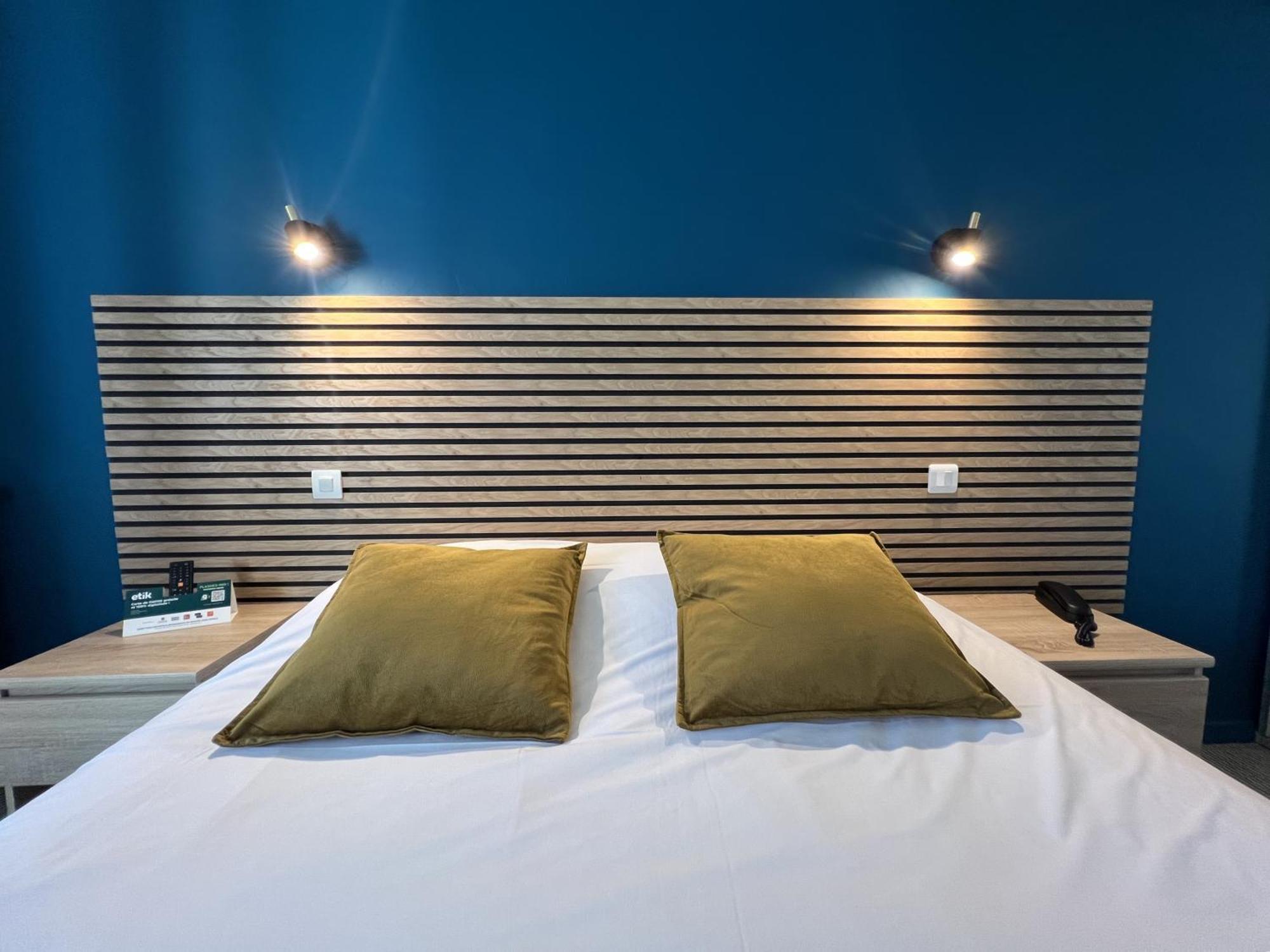 Logis Hotel Restaurant Des Thermes Lamalou-les-Bains Bagian luar foto