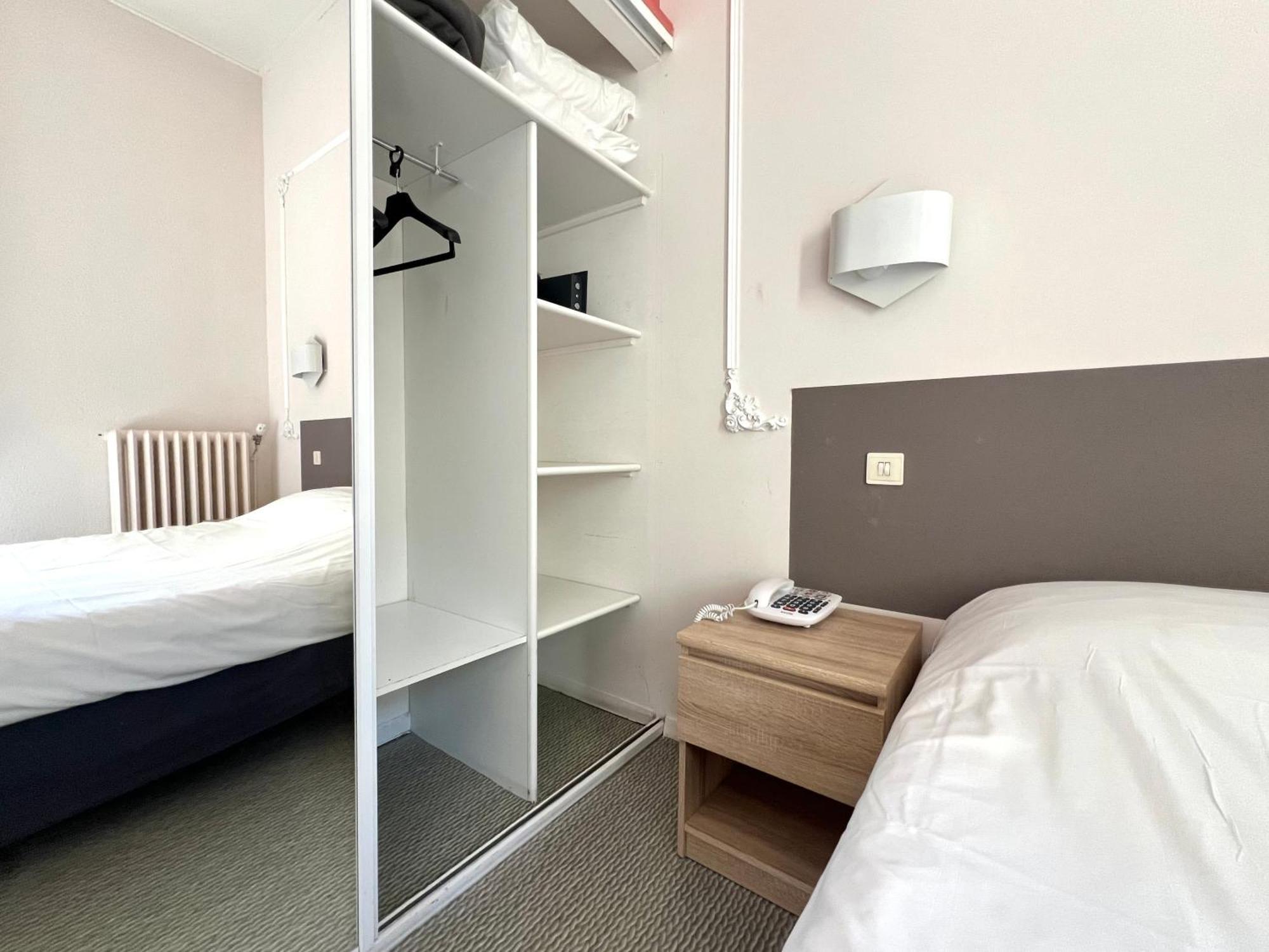 Logis Hotel Restaurant Des Thermes Lamalou-les-Bains Bagian luar foto