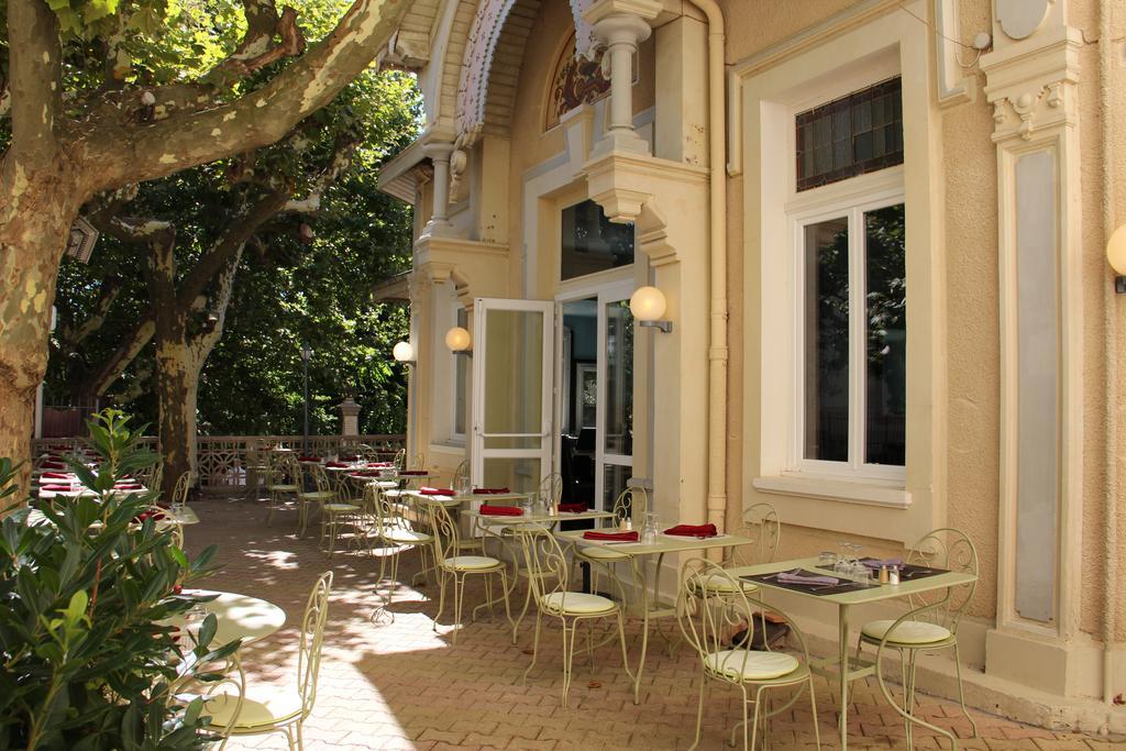 Logis Hotel Restaurant Des Thermes Lamalou-les-Bains Bagian luar foto